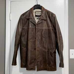 Mens brow leather coat, size L.